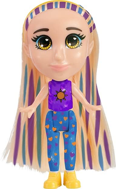 CRAYOLA Colour 'n' Style Friends: Goldie - Catwalk Playset | Colour & Style Your Own Doll, Again and Again! (Includes Magic Dry-Erase Pens) | Ideal For Kids Aged 3+