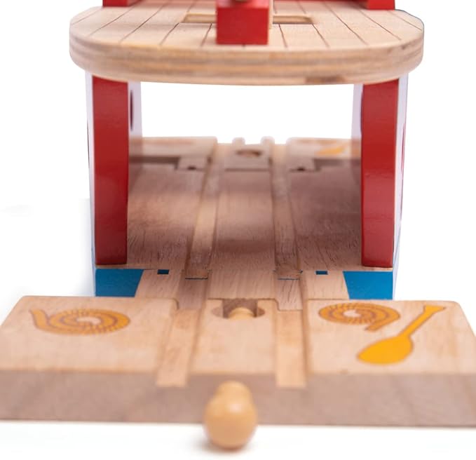 Bigjigs Rail Wooden Pirate Ship Galleon - Pirate Accessories for Wooden Train Sets, Bigjigs Train Accessories, Pirate Ship Toys for Kids, Wooden Toys for 3 4 5 Year Olds