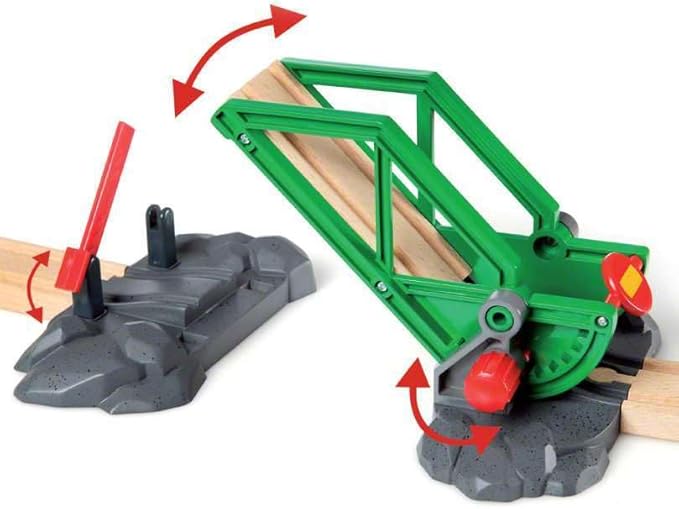 BRIO World - 33061 Cargo Harbor Set | 16-Piece Train Set with Accessories Wooden Tracks | Ideal Gift for Kids Aged 3+ | Certified Sustainable Materials