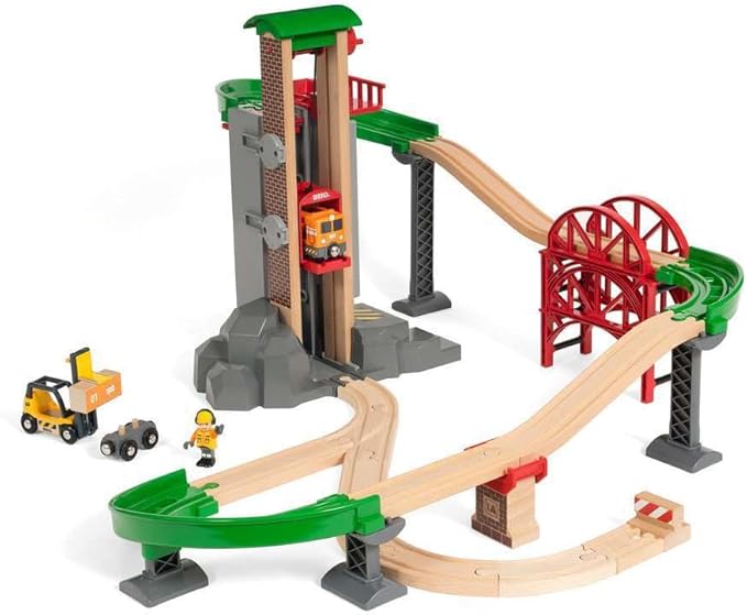BRIO World 33887 Lift & Load Warehouse Set | 32 Piece Kids Train Toy Set with Wooden Tracks and Accessories | Interactive Design | FSC Certified Wood | for Ages 3 and Up
