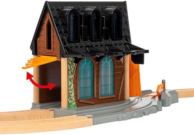 BRIO World – 36007 Smart Tech Sound Spooky Train Station | Kid-Friendly Train Set Accessory | Interactive Sound and Light Effects | Glow-in-The-Dark Feature | Made with FSC-Certified Wood