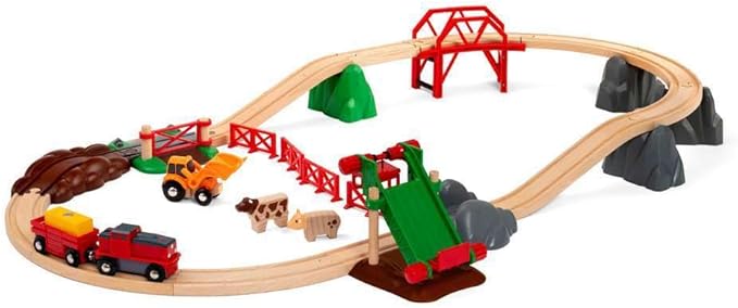 BRIO 33984 Animal Farm Set - Engaging Wooden Toy Train Set for Kids | Enhances Motor Skills | FSC-Certified Wood | Ideal for Ages 3 and Up