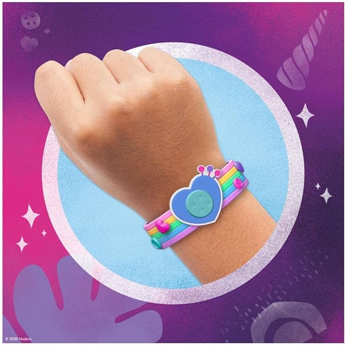 My Little Pony: A New Generation Movie Crystal Adventure Izzy Moonbow - 3-Inch Purple Pony Toy, Surprise Accessories, Friendship Bracelet