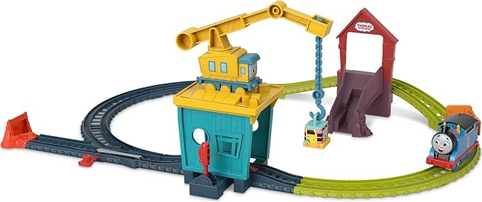 Thomas & Friends Motorized Toy Train Set Fix 'em Up Friends with Carly the Crane, Sandy the Rail Speeder & Thomas for Preschool Kids Ages 3+ Years