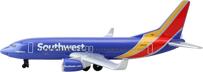 Daron Southwest Airlines Airport Playset with Die-Cast Metal Model Airplane with Plastic Parts, Cars and Transportation Toys for Kids Ages 3+