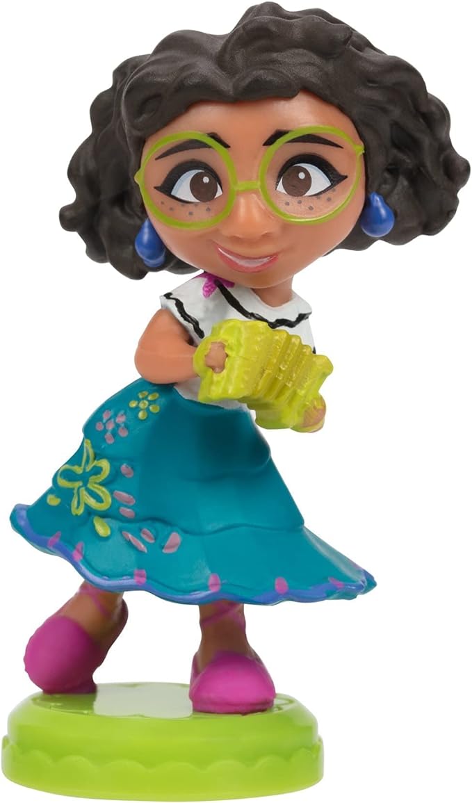 Disney Encanto Mi Familia 12 Mini Figure Set