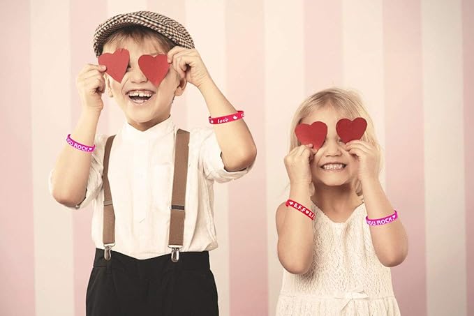 60pcs Valentines Day Wristband Silicone Heart Rubber Bracelets for Valentines Day Party Decoration Party Favors School Gifts Supplies