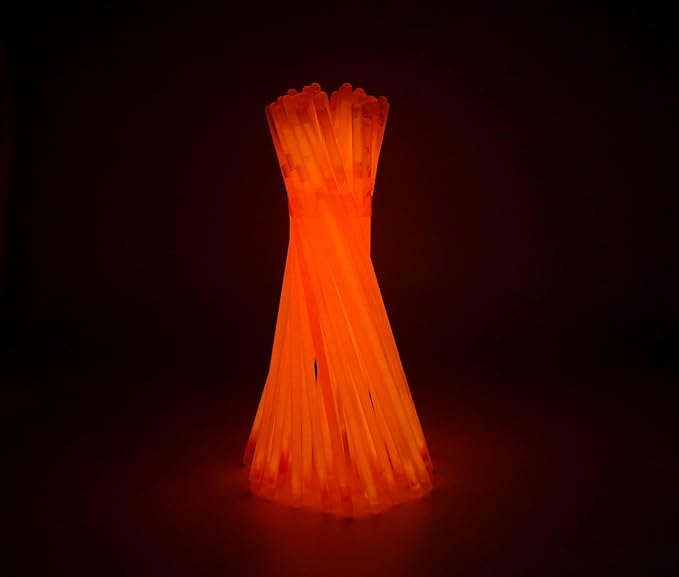 TGXRZX Glow Stick 100PCS, 7.9“, Glow stick bracelet, Glow necklace, use in the dark to make it glow, suitable for concerts, Halloween, Christmas, football parties, birthday party supplies. (Orange)