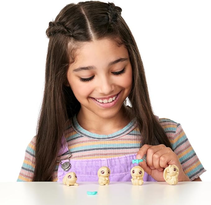 Little Live Pets - Mama Surprise Minis. Feed and Nurture a Lil' Bunny Inside Their Hutch so she can be a Mama. She has 2, 3, or 4 Babies with Surprise Accessories to Dress Up The Babies