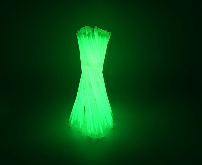TGXRZX Glow Stick 100PCS, 7.9“, Glow stick bracelet, Glow necklace, use in the dark to make it glow, suitable for concerts, Halloween, Christmas, football parties, birthday party supplies. (Green)