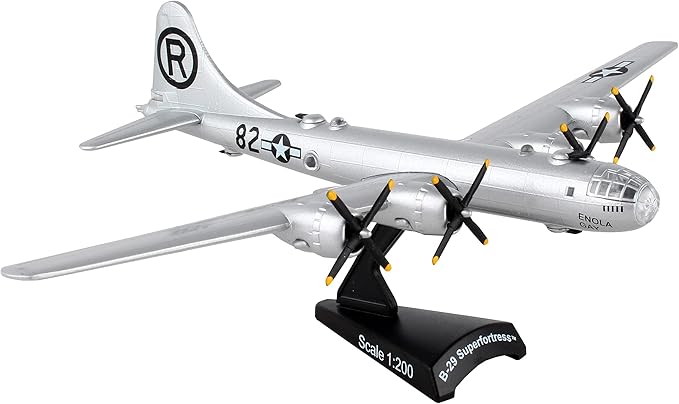 Daron Worldwide Trading B-29 Superfortress Enola Gay Vehicle (1:200 Scale) , White