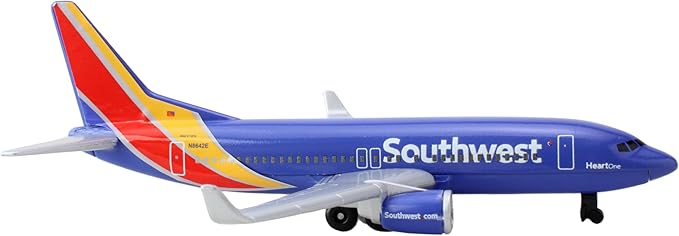 Daron Southwest Airlines Airport Playset with Die-Cast Metal Model Airplane with Plastic Parts, Cars and Transportation Toys for Kids Ages 3+