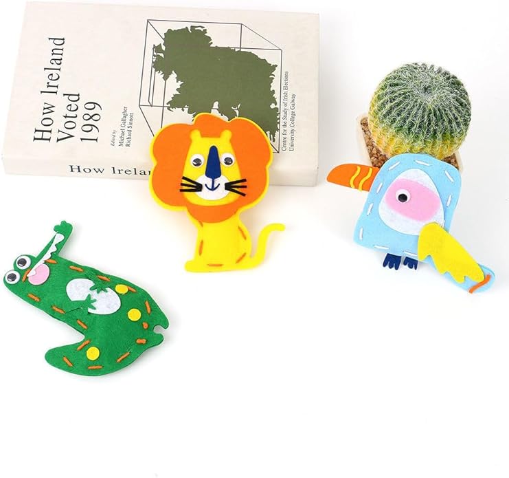 Kids Sewing Kit for Beginner Her His 1st Art & Craft, Includes 3 Stuffed Animal Dolls, Instructions & Plush Felt Materials for Learn to Sew, Embroidery Animal