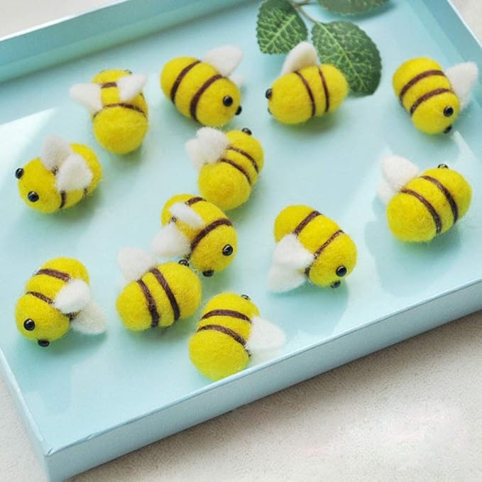 Minelife 18 Pieces Wool Felt Bee, Mini Craft Balls Bee Craft Ball Nursery for Baby Shower Nursery Tent Decoration DIY Craft