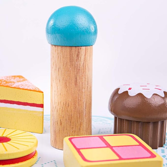 Bigjigs Toys Wooden Cake Stand with 9 Wooden Play Food Cakes - Quality Toy Food for Toddlers & Children, Perfect Kids Wooden Kitchen Accessories for Afternoon Tea Parties