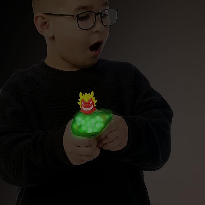 Heroes of Goo JIT Zu Glow Shifters - Versus Pack, Ultraglow Blazagon VS Shadowfang Viper. One with Unique Glow-in-The-Dark Goo Transformation. Crush The core, Goo Glows in The Dark.