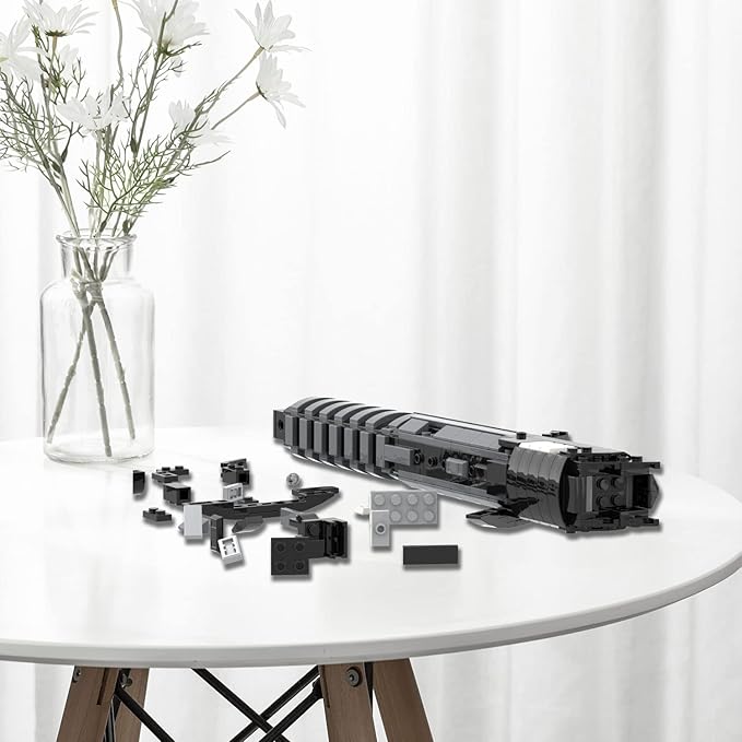 MOOXI-MOC Space Wars Mandalorian Darksaber Lightsaber Hilt Building Set,Creative Architectural Kit for Boys(419pcs)