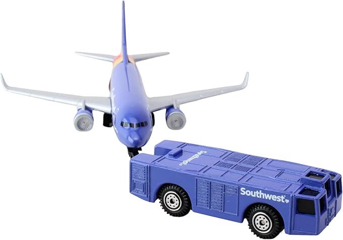 Daron Southwest Airlines Airport Playset with Die-Cast Metal Model Airplane with Plastic Parts, Cars and Transportation Toys for Kids Ages 3+