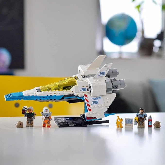 LEGO 76832 Disney & Pixar Buzz Lightyear Xel Fifteen Ship