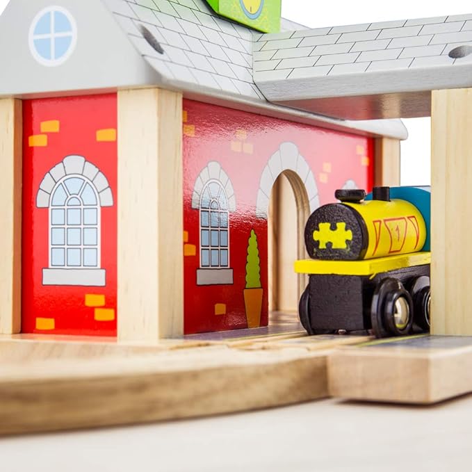 Bigjigs Rail Wooden Railway Station, Wooden Toys, Wooden Train Set, Train Set, Bigjigs Train Accessories, Wooden Train Track Accessories, Train Toys, Wooden Toys for 3 Year Olds