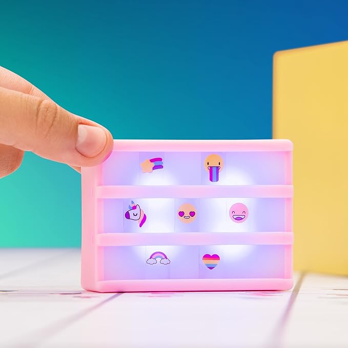 REAL LITTLES - Mini Craft Box - Collect 6 Different Projects to Make with Micro Working Accessories Inside! Styles May Vary and Each Craft Sold Separately, Small, Multicolor, 1 Pack