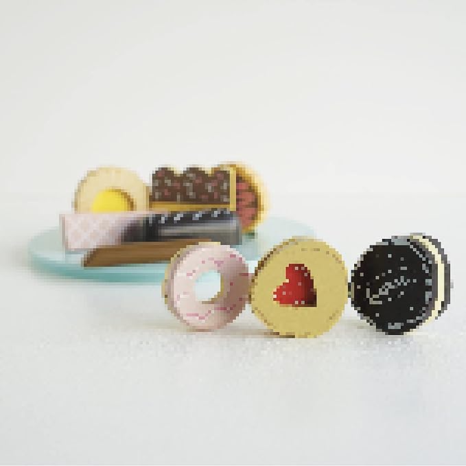 Le Toy Van Biscuit and Plate Set (TV298)