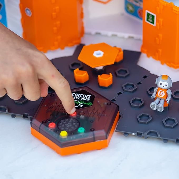 Educational Insights Circuit Explorer Deluxe Base Station, Building Set & Beginner Circuit Building, STEM Toy, Perfect for Kids Ages 6+
