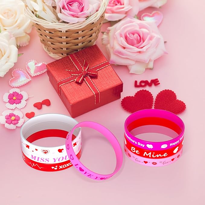 NEBURORA 40 Pieces Valentine's Day Silicone Wristbands Pink Red Heart Rubber Bracelets for Valentine's Gift Party Decoration Favors