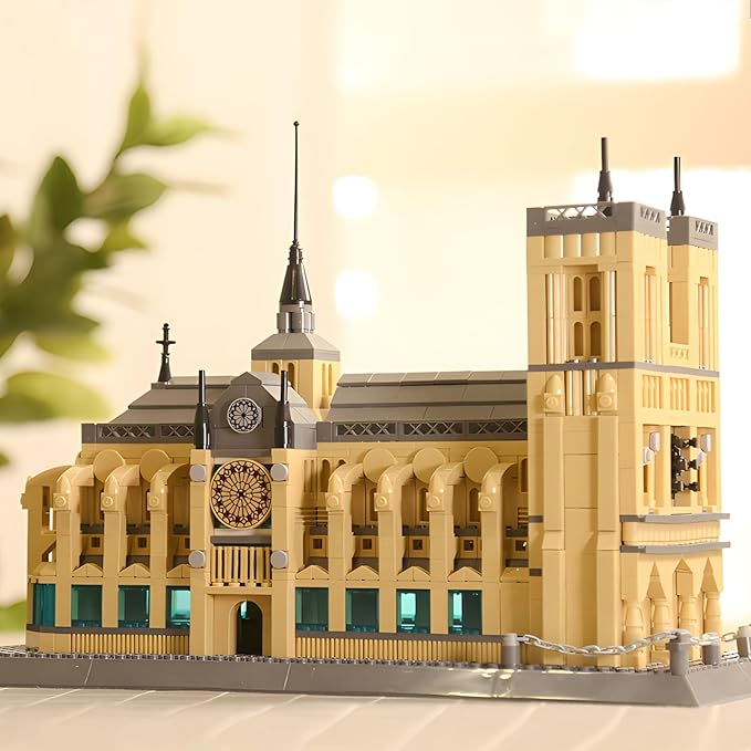 Notre-Dame de Paris Cathedral World Famous Architectural Model Building Blocks Set 1382 Pieces Puzzle Toys Gifts for Kid and Adult