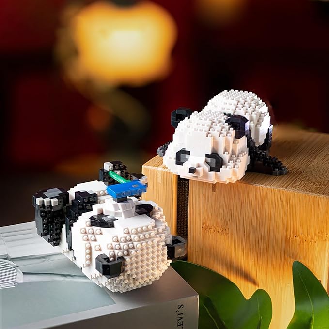 Panda Mini Building Blocks, Micro Building Blocks for Adults and Kids 700 Pieces (Sitting Panda)