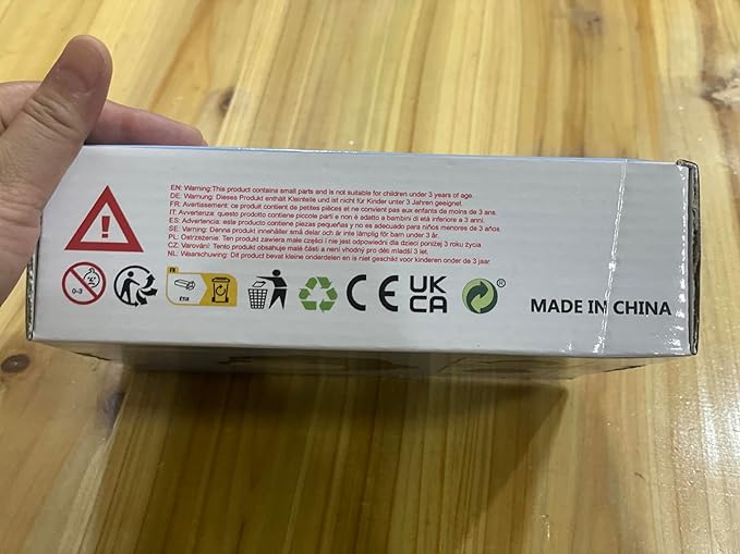 Larcele Micro Pig Building Blocks Mini Building Toy Bricks,1547 Pieces KLJM-02 (Model 558)