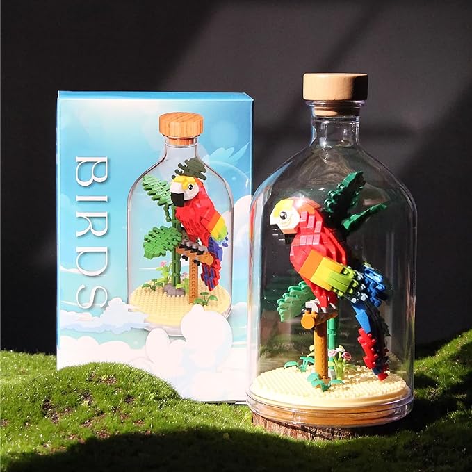 Thcbme Bird Animals Building Block Toy Set, Parrot, Swallow, Eagle, Creative Set to Build and Display, Compatible with Lego 6254100 Building Accessory, Great Gift for Kids with Ages 6+(Parrot 483pcs)