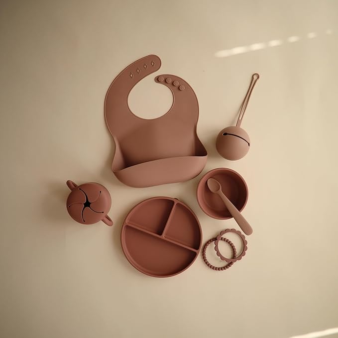 mushie Silicone Suction Bowl | BPA-Free Non-Slip Design (Woodchuck)