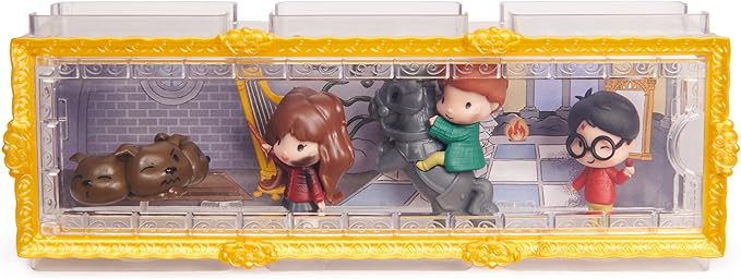 Wizarding World Harry Potter, Micro Magical Moments Scene Gift Set with Exclusive Harry, Hermione, Ron, Fluffy Action Figures & Case, Kids Toys