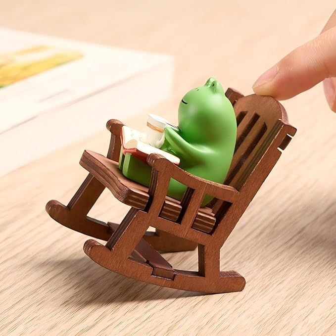 Set of 6 Miniature Frog Trinkets Desk Decorations - Tiny Frog Figurines for Cute Office Desk Decor, Funny Gifts for Frog Lovers, Perfect for Fairy Garden Decor