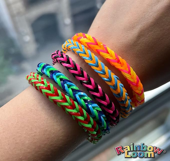 Rainbow Loom® Treasure Box NEON Edition, 8,000 Rubber Bands in 8 Different Neon Colors, and a Bonus of 2 Happy Looms, Great Activities for Boys and Girls 7+