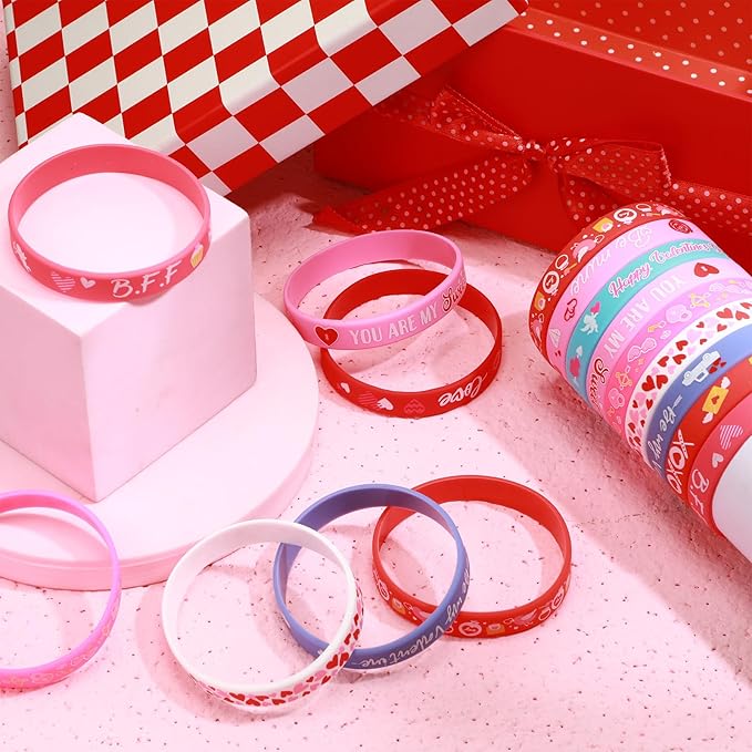 Wettarn 60 Pcs Valentines Day Party Favors Bracelets Happy Valentine's Day Silicone Wristbands Pink Red Love Heart Rubber Bracelets for Adults Party Supplies Classroom Festival Prizes Gifts