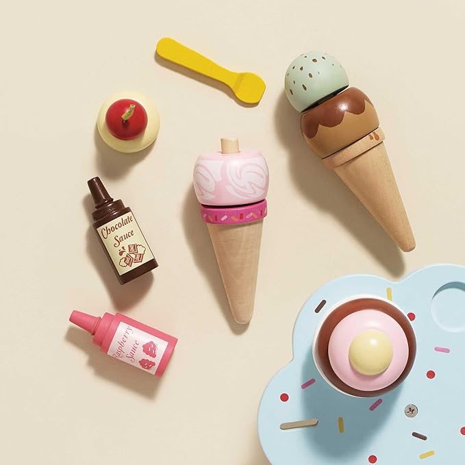 Le Toy Van - Educational Wooden Toy Honeybake Colourful Wooden Carlo's Gelato Pretend Ice Cream Toy | 12 Pieces - Great Role Play Gifts For A Boy Or Girl - 2+ Years