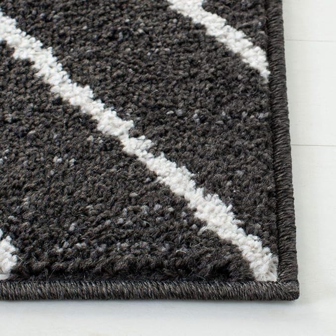 SAFAVIEH Adirondack Collection Accent Rug - 4' x 6', Brown & Ivory, Modern Geometric Design, Non-Shedding & Easy Care, Ideal for High Traffic Areas in Entryway, Living Room, Bedroom (ADR241T)