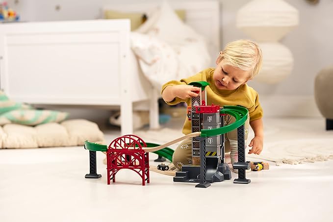 BRIO World 33887 Lift & Load Warehouse Set | 32 Piece Kids Train Toy Set with Wooden Tracks and Accessories | Interactive Design | FSC Certified Wood | for Ages 3 and Up