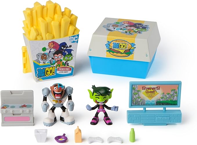 Spin Master Teen Titans Go! Kitchen Chaos Dis-Play Set with Beast Boy and Cyborg Figures and Accessories, Playset Kids Toys for Boys and Girls 4 and Up