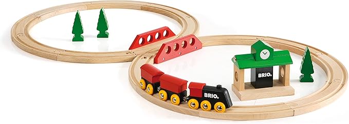 BRIO World - 33028 Classic Figure 8 Set - 22 Piece Wooden Toy Train Set with Accessories and Tracks | Enhances Creativity | Compatible Toys | FSC-Certified Wood | Perfect for Kids Age 2+