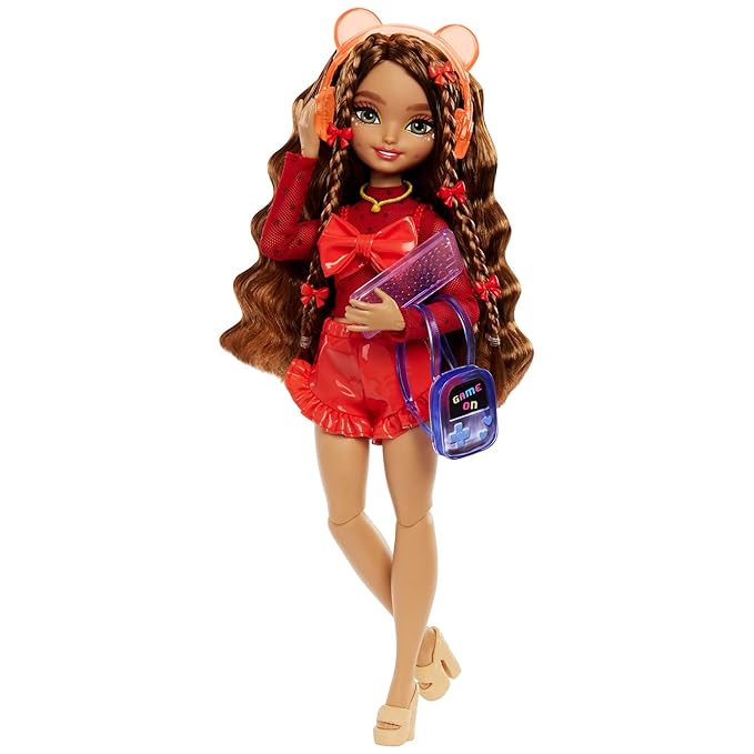 Barbie Dream Besties Playset, Teresa Posable Fashion Doll with Brown Hair & Hairstyling Clips, 10 Video Game-Themed Accessories