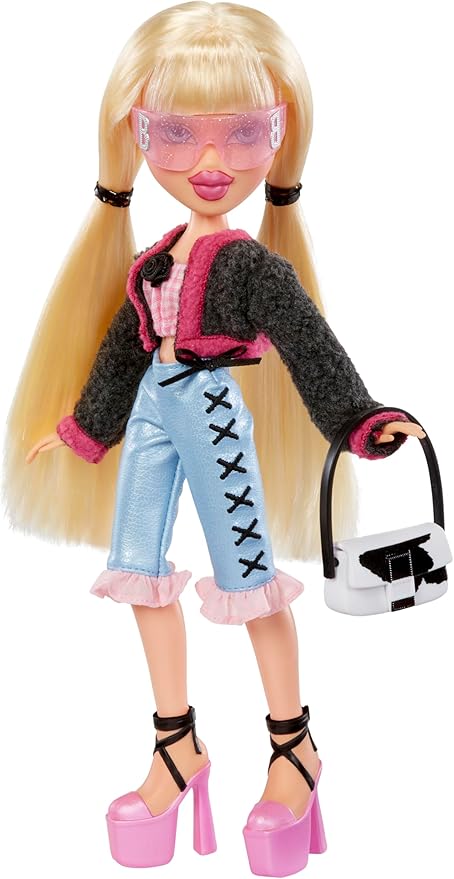 Bratz Goin’ Out! Cloe Fashion Doll with Accessories