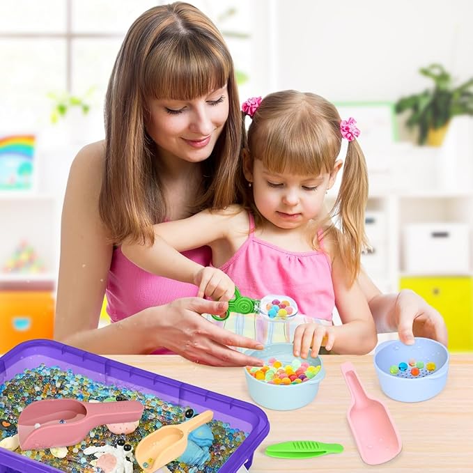 Madzee 7 Pieces Fine Motor Skill Toys for Children, 3 Silicone Scoops, 2 Nesting Bowls, 1 Tweezer, 1 Scooper - Sensory Bin Accessories