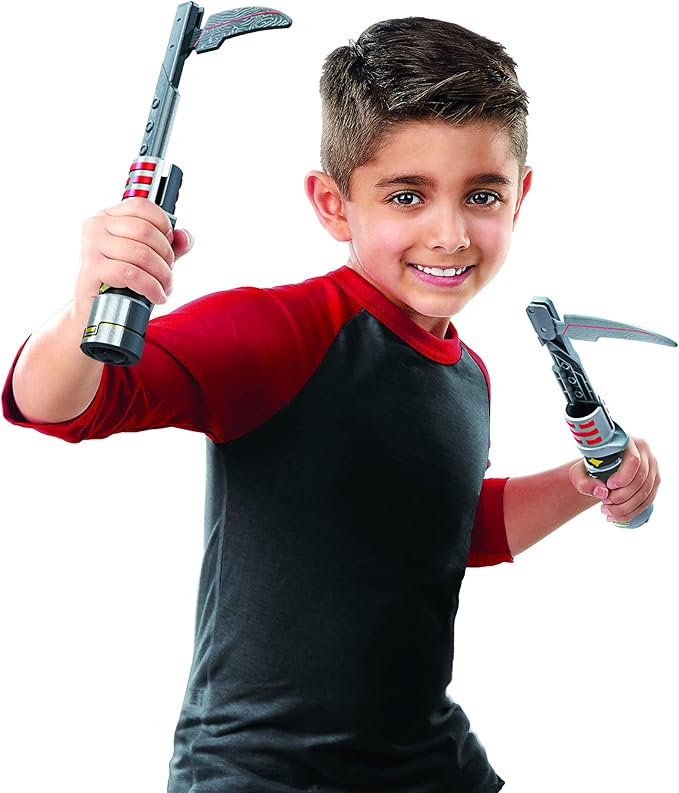 Snake Eyes: G.I. Joe Origins Ninja Strike Gear Ninja Strike Sickles with Snap Attack Action Feature, Roleplay Toys for Kids Ages 5 and Up