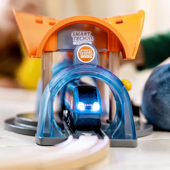 BRIO 33973 Smart Tech Sound Action Tunnel Station | Wooden Toy Train Set for Kids Age 3 and Up