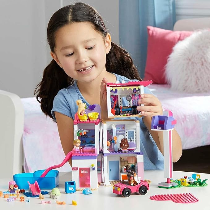 Mega Barbie Color Reveal Building Toys Set, DreamHouse with 545 Pieces, 5 Micro-Dolls, 6 Pets and Accessories, 30 + Surprises, Kids Ages 6+ Years