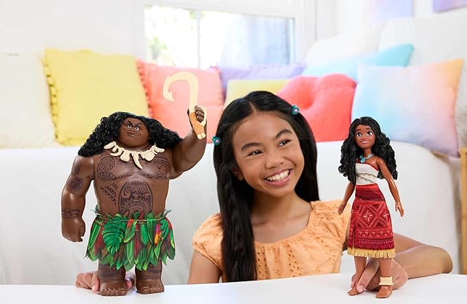 Mattel Disney Moana 2 Voyager 2 Doll Set, Moana & Maui Fashion Dolls in Removable Outfits with 4 Accessories, Inspired by The Movie