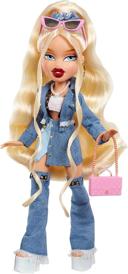 Bratz Alwayz Cloe Fashion Doll with 10 Accessories and Poster